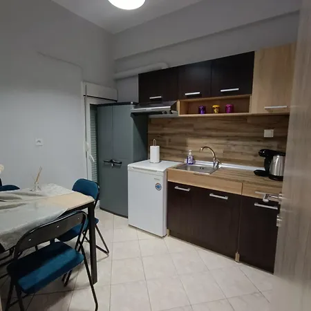Thes House Apartment *